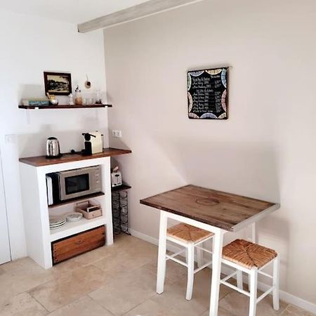 La Maison Blanche Intra-Muros Free Parking Айга-Мортас Екстериор снимка